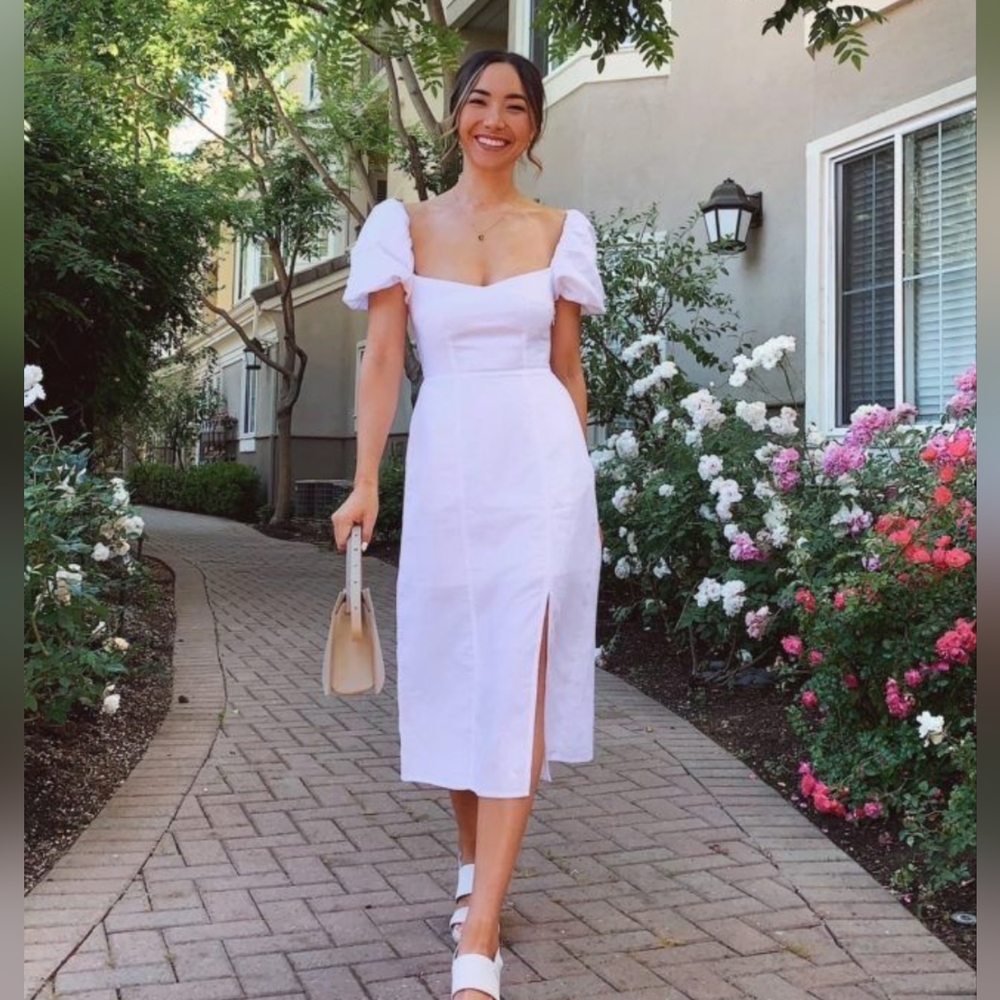 Banana Republic White Linen Blend petite Dress